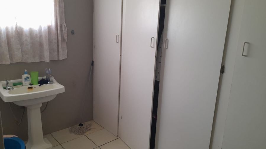 3 Bedroom Property for Sale in Hartbeesfontein North West